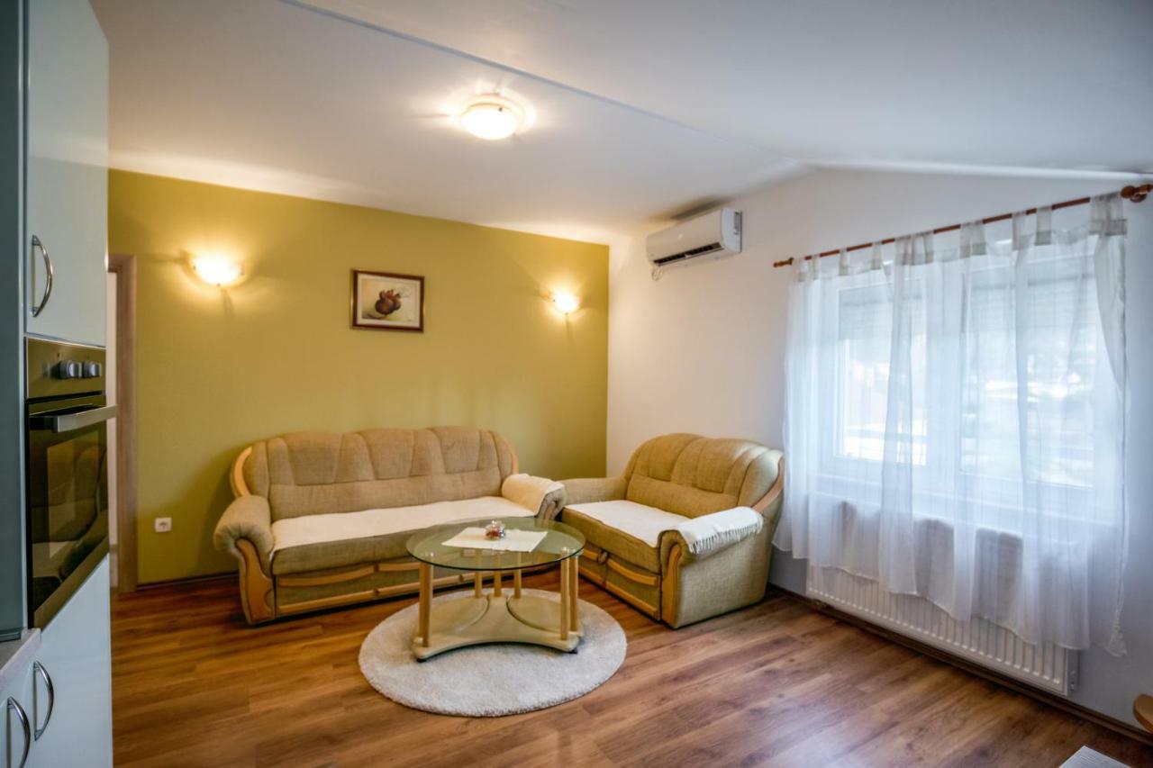 Arenta Apartments Metković Exteriör bild
